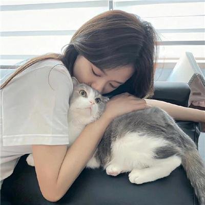 红色尾翼